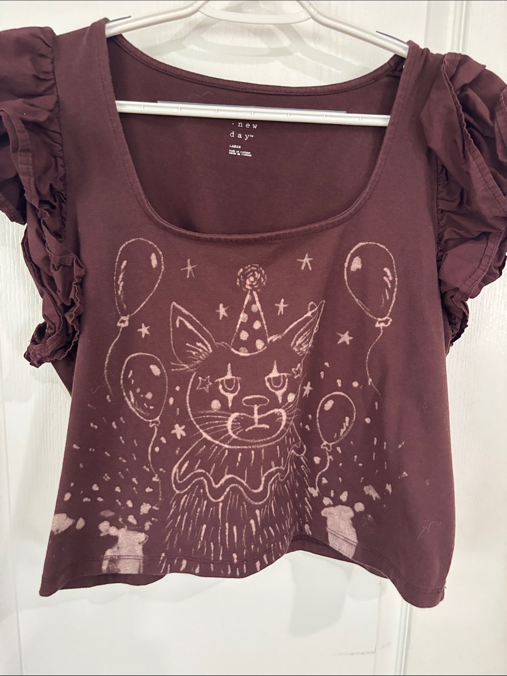 Hand Died Ruffle Sleeve Crop Top with Cat Party Graphic